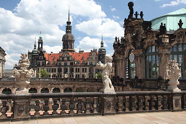Zwinger und Residenzschloß in Dresden