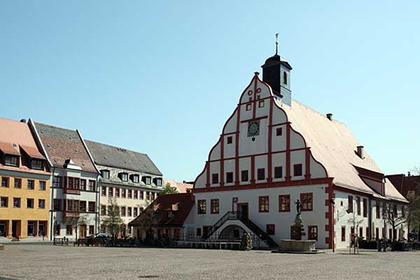 Marktplatz Grimma mit Rathaus