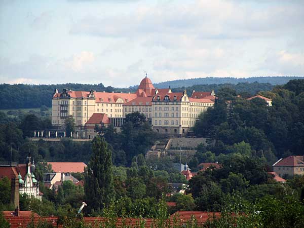 Blick zum Schloss Sonnenstein
