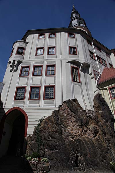 Schloss Weesenstein auf Felsen