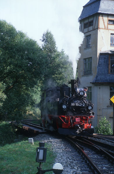 99 1542 beim Umsetzen in Schlössel