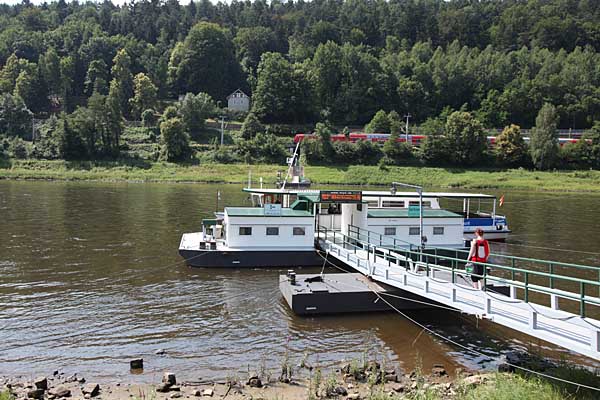 Bahnhofsfähre Bad Schandau