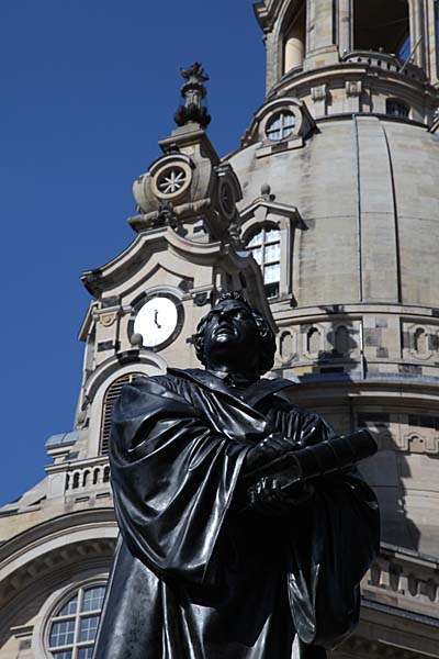 Lutherdenkmal vor der Frauenkirche - Dresden