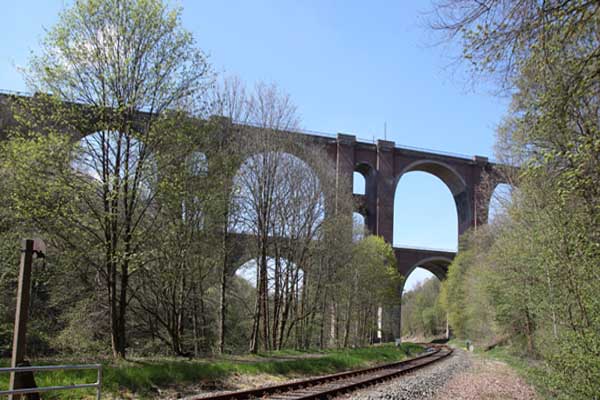 Elstertalbrücke