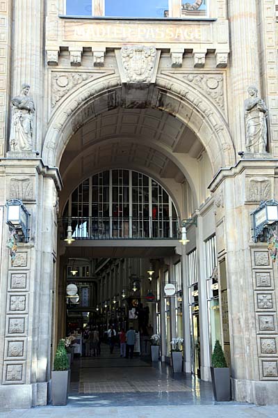Eingang zur Mädler-Passage