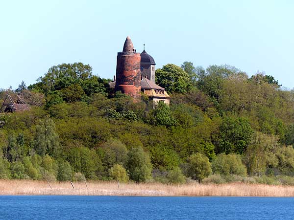 Roter Turm in Pouch