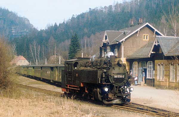 99 1735 im Bahnhof Oybin