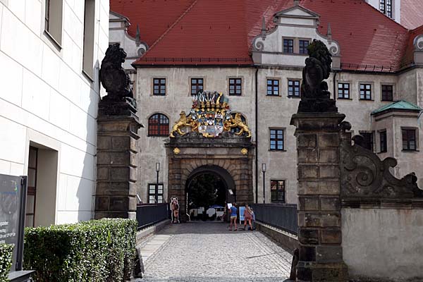 Eingang zum Schloss Hartenfels