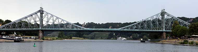 Blaues Wunder in Dresden
